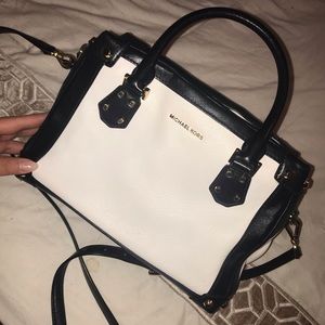 Micheal Kors bag